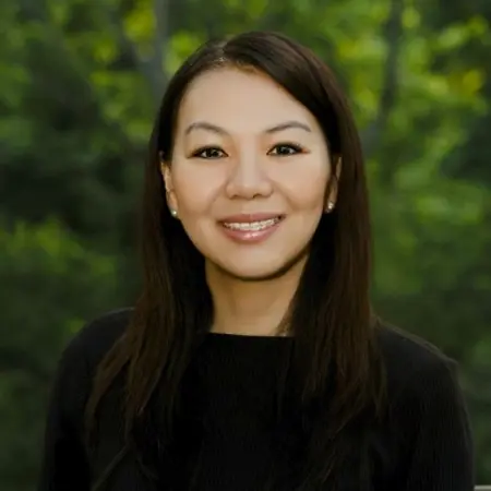 Amy Pham, Finance Accounting Consultant on Influential Women
