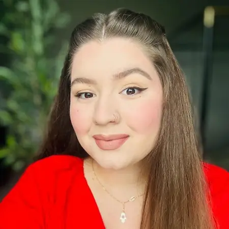 Abygayle Lopez, Ecommerce Manager on Influential Women