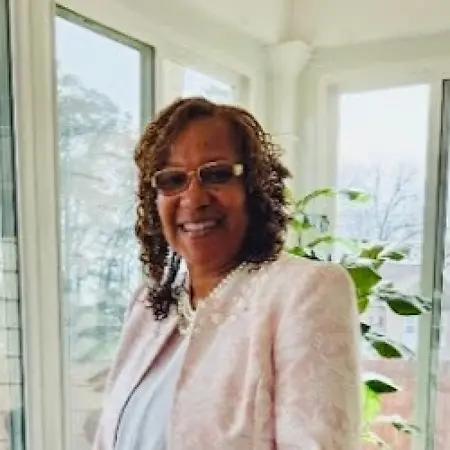 Debra Rush, Supervisor Terminations Contracting Officer on Influential Women
