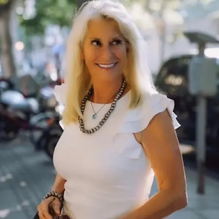 Sally Connolly, College Lecturer on Influential Women