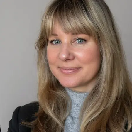 Jennifer Koppin, Community Volunteer on Influential Women