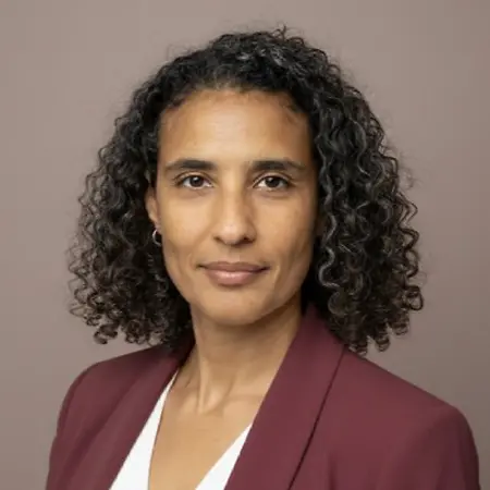 Ellie Ferreira, Wellness Practitioner & Consultant — Menopause Awareness & Guidance on Influential Women