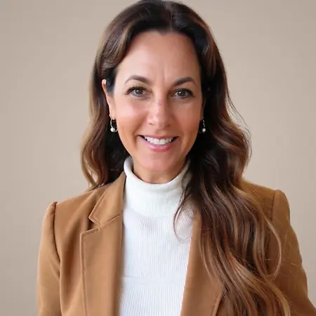 Jessica Hasson, Learning Innovation Strategist | Professor & Curriculum Strategist on Influential Women
