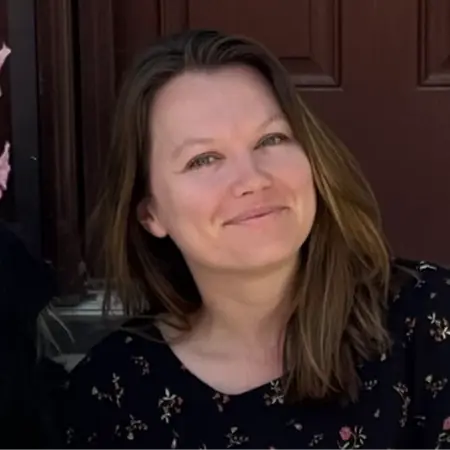 Holly West, Manager, Integrated Growth Marketing on Influential Women