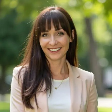 Amanda Decker, Founder on Influential Women