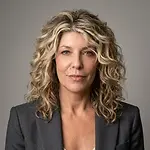 Leslie Espinola, Fractional COO / Dental Executive Coach on Influential Women