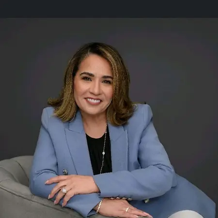 Amy Rios, Performance Manager on Influential Women