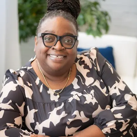 Antoniette Holt, Associate Instructor on Influential Women