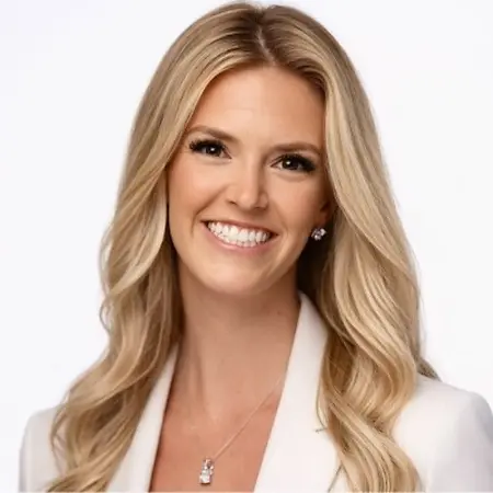 Danielle Rice (Baudendistel), Account Manager on Influential Women