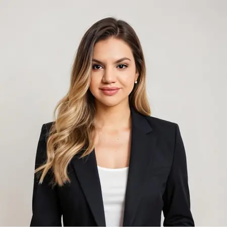 Belia Stephanie Heywood, Customer Support Supervisor on Influential Women