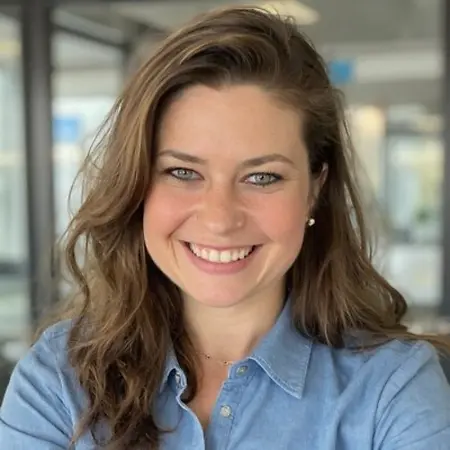 Stephanie Anderson, Account Executive on Influential Women