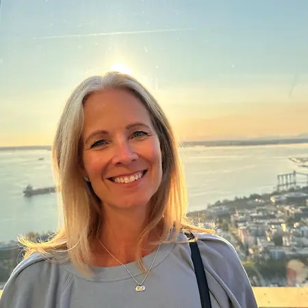 Jennifer White Burke, Senior Clinical Applications Specialist on Influential Women