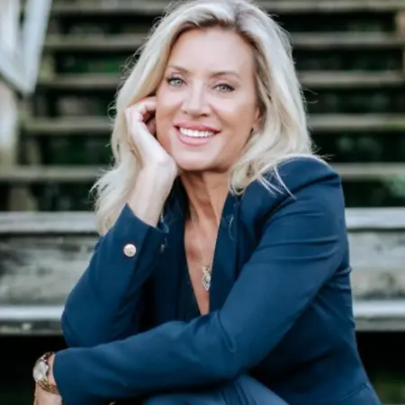 Rachel Harzewski, National Accounts Executive TPO on Influential Women