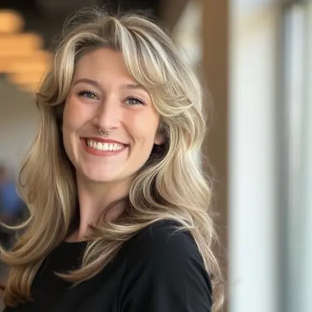 Heather Fass, Live Stream Host on Influential Women