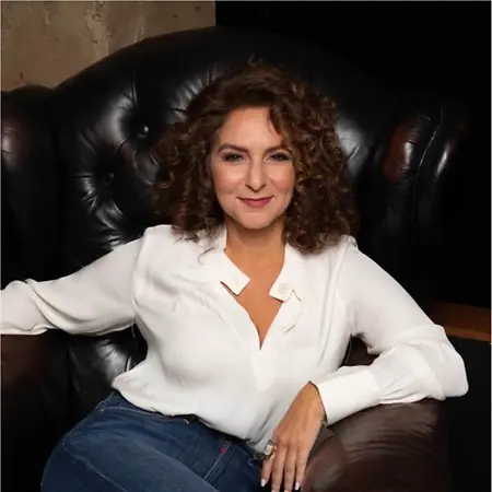 R. Simone Pero, President & Founder on Influential Women