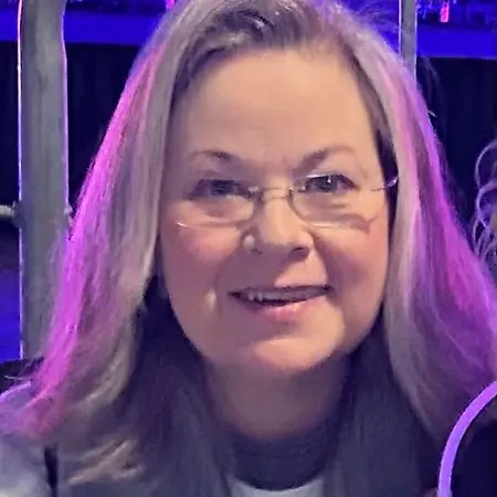 D'Arcey Gumbert, Medical Technologist / Fragrance Consultant on Influential Women