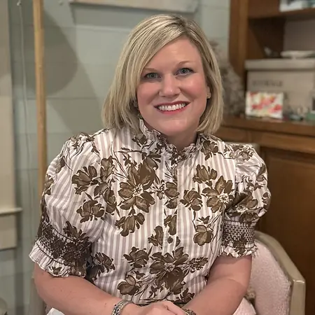 Sarah Fishburne, Founder and Creative Director on Influential Women