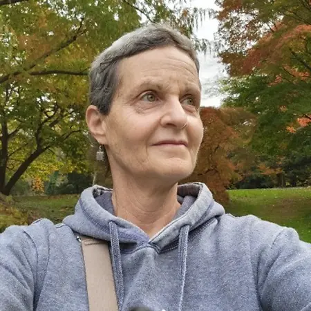 Joi Tamber-Brooks, Email Marketing / Contractor on Influential Women