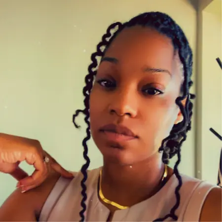 Alexandria Smith, Assistant Director Sda5/Training Coordinator on Influential Women