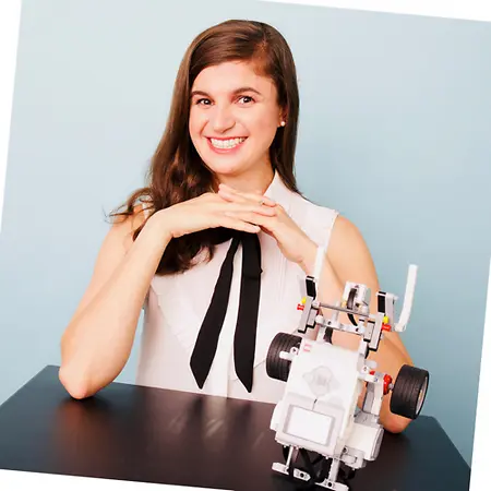 Jennifer Haghpanah, Associate Fellow/ Director on Influential Women