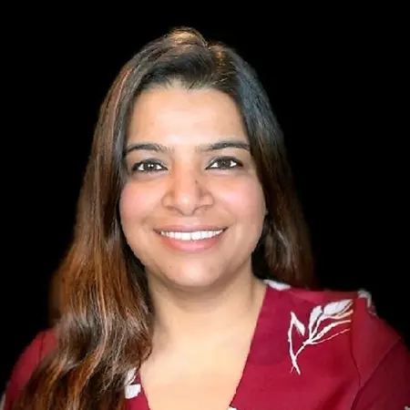 Ummehani Husain, Manager - eCommerce Search on Influential Women