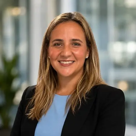 Viviana Bustillo, Sr. Group Account Director | Sr. Director Business Transformation on Influential Women
