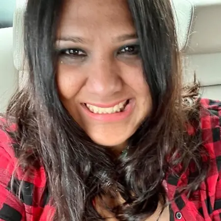 Breshna Daniella Shah Martinez, Paralegal Specialist on Influential Women
