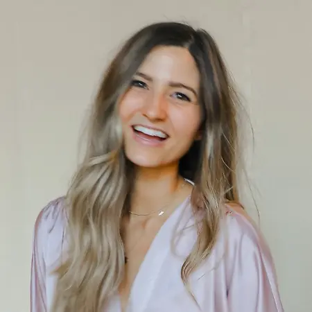 Beth Debayle, Influencer Talent Manager + Social Media Strategist on Influential Women