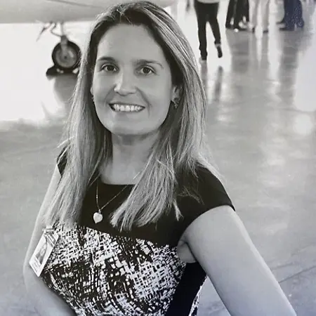 Danielle Costa Richeti, Sr. Customer Support Manager - Aftermarket Business Aviation on Influential Women