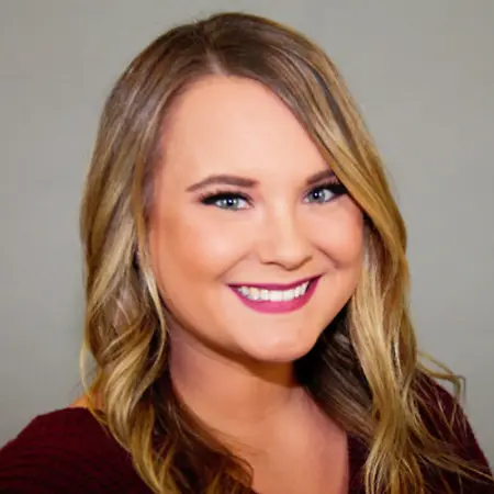 Lauren Schlicht, Regional Director of Sales and Marketing on Influential Women