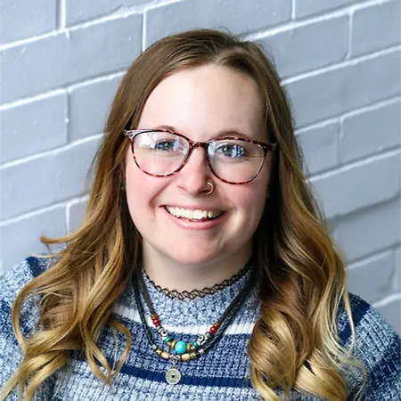 Robyn Minor, Video Producer & Event Coordinator | Marketing & Content Strategy | Video Production, Live Experiences & Brand Storytelling | Culture Sparkle Fairy on Influential Women