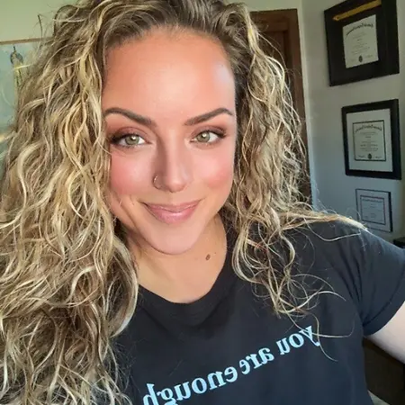Jessica Koth, Consultant on Influential Women