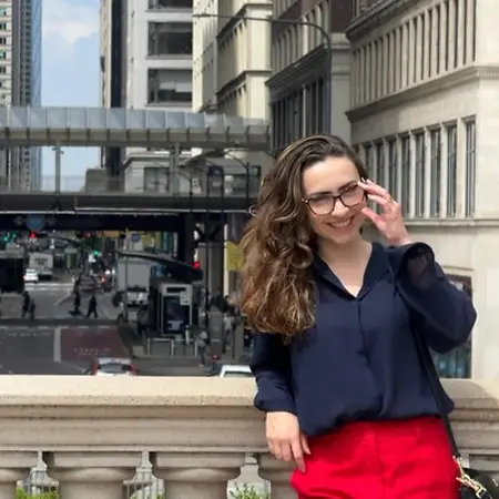 Isabela Bondioli, Information Technology Account Manager on Influential Women
