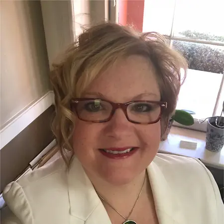 Sherry Reneè Renshaw, Executive Assistant on Influential Women