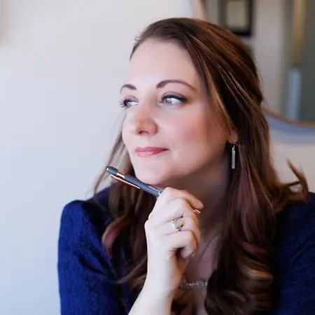 Ashley Agnew, Behavioral Scientist, High Net Worth Segment on Influential Women