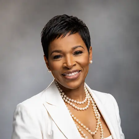 Yolanda Nelson, Senior Small Business Associate on Influential Women