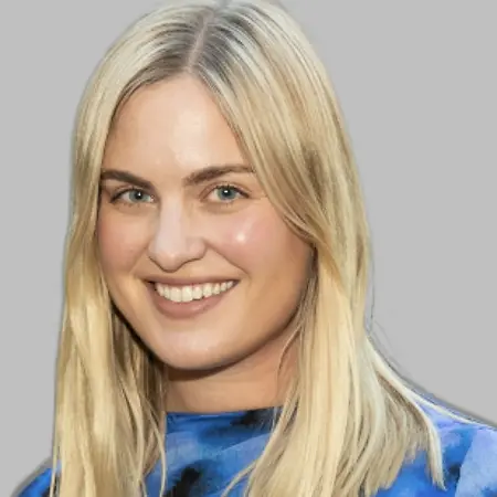 Kelsey Reitz, Senior Manager, Social Partnerships on Influential Women