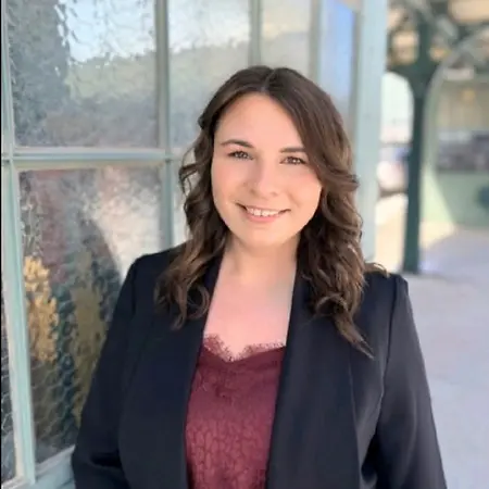 Cassandra Carpenter, Grower Onboarding Manager on Influential Women