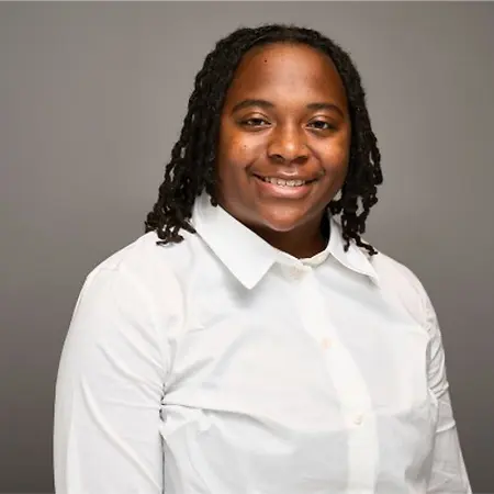 Raya Petry, Auditor - AVP on Influential Women