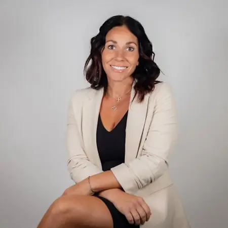 Tiffany Bittner, MSN, RN, CPHQ, NE-BC, PMH-BC, Director | Clinical Transformation and Innovation on Influential Women