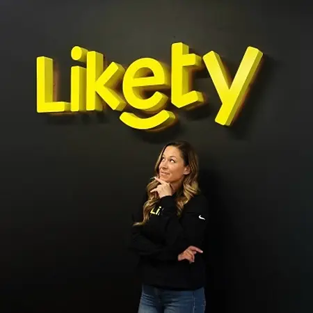 Filiz Ozer, Head of Partnerships on Influential Women