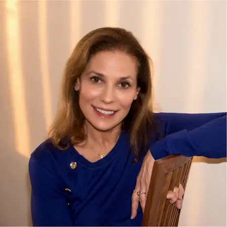Lisa Jonas, Head of Americas Anti-Bribery & Corruption & Government Relations Compliance on Influential Women