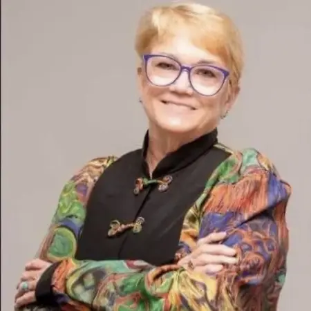 Debi Paige Barrett-Hayes, Visiting Art Educator on Influential Women