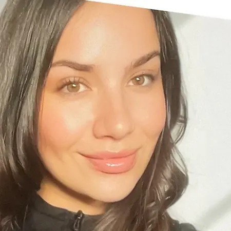 Naomi Olivencia, Biologic Therapy Specialist / Biologics Coordinator on Influential Women