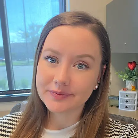 Nicole Ashley, MBA, Assistant Branch Manager on Influential Women