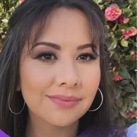 lucia magadan, Human Resources Manager on Influential Women