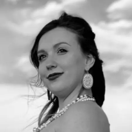 Carlee Garrison, Executive Assistant on Influential Women