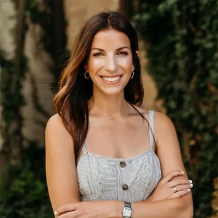 Jacqueline Lotzof, Real Estate Broker on Influential Women