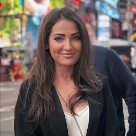 Natalia Hildreth, Strategic Communications Advisor on Influential Women