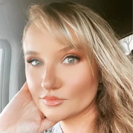 JESSICA KAROLAK, Senior Purchasing Specialist on Influential Women